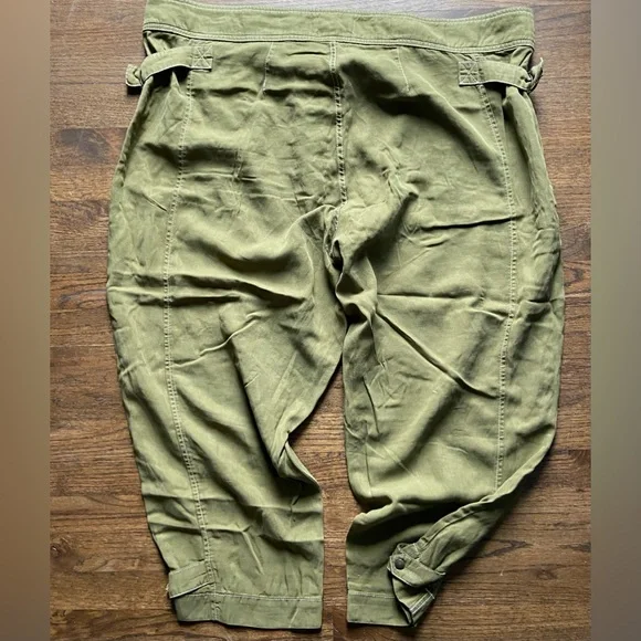 NWOT Anthropologie pants - Picture 5 of 9